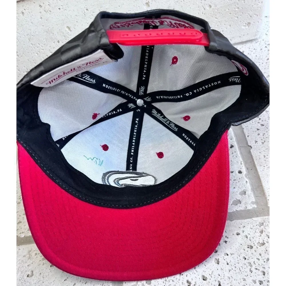 Atlanta Hawks Basketaball Hat Flat Bill Adjustable Strap Red Grey Silver Youth